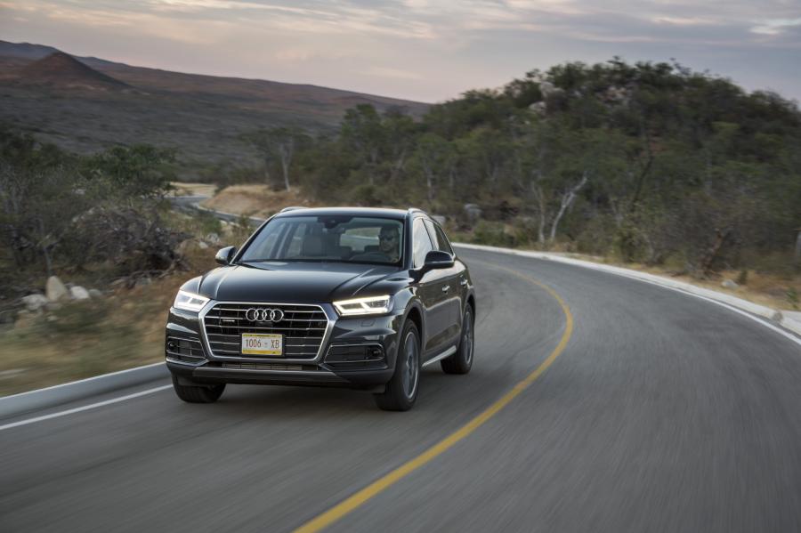  Audi Q5 TFSI Quattro 2016 года  (WW) (фото 25 из 30)